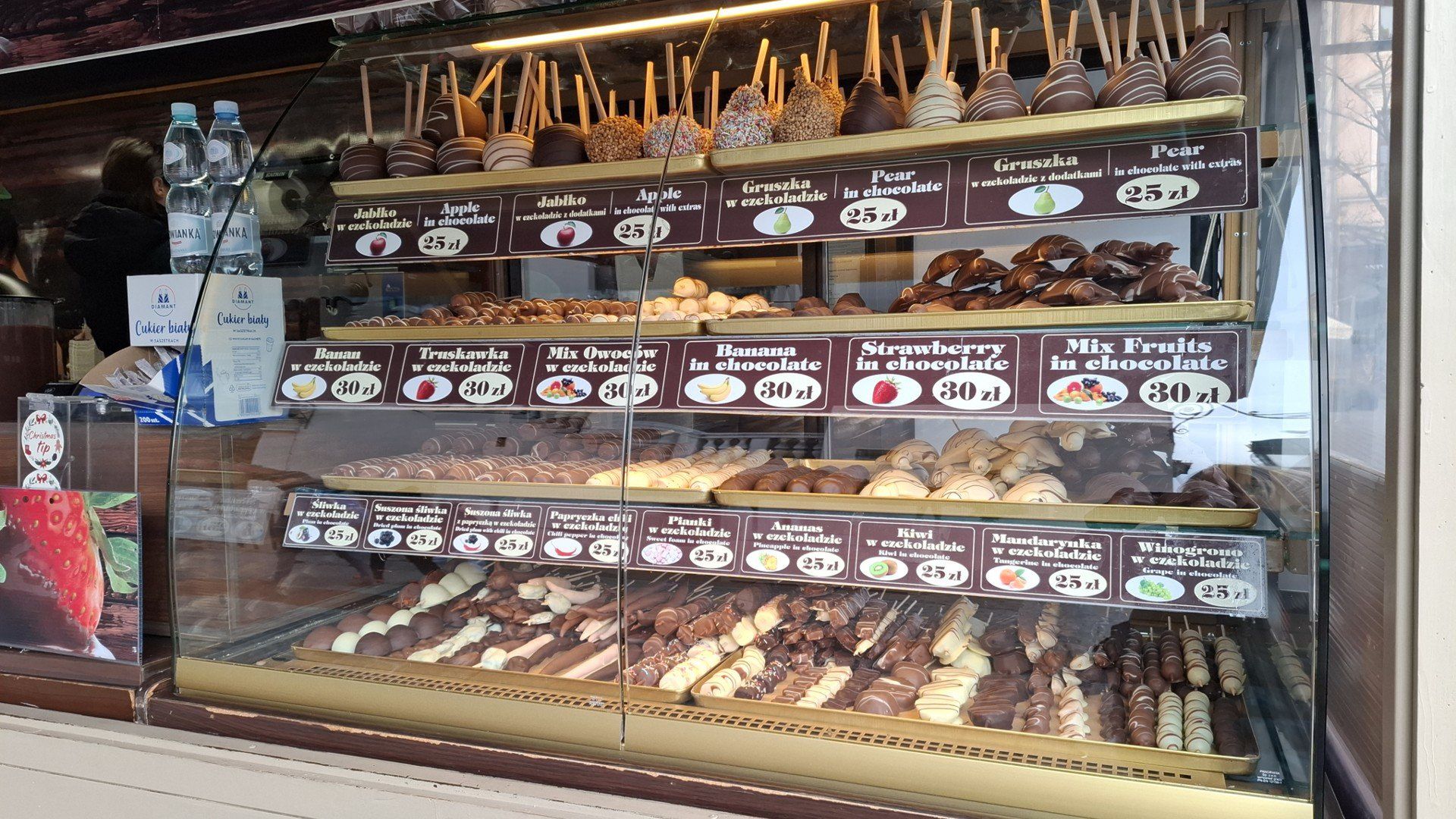 Jarmark Bożonarodzeniowy na Rynku wystartował. Sprawdzamy tegoroczne ceny!