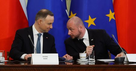 Zatrzymanie Kamińskiego i Wąsika. Szef BBN powiedział za dużo?