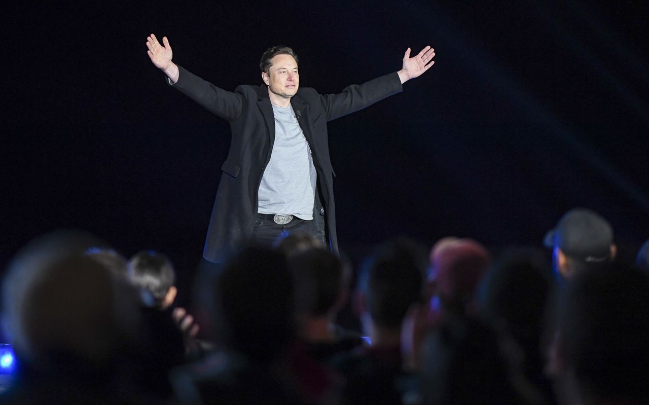 Elon Musk tnie zatrudnienie. Zwolnił prawie 200 pracowników