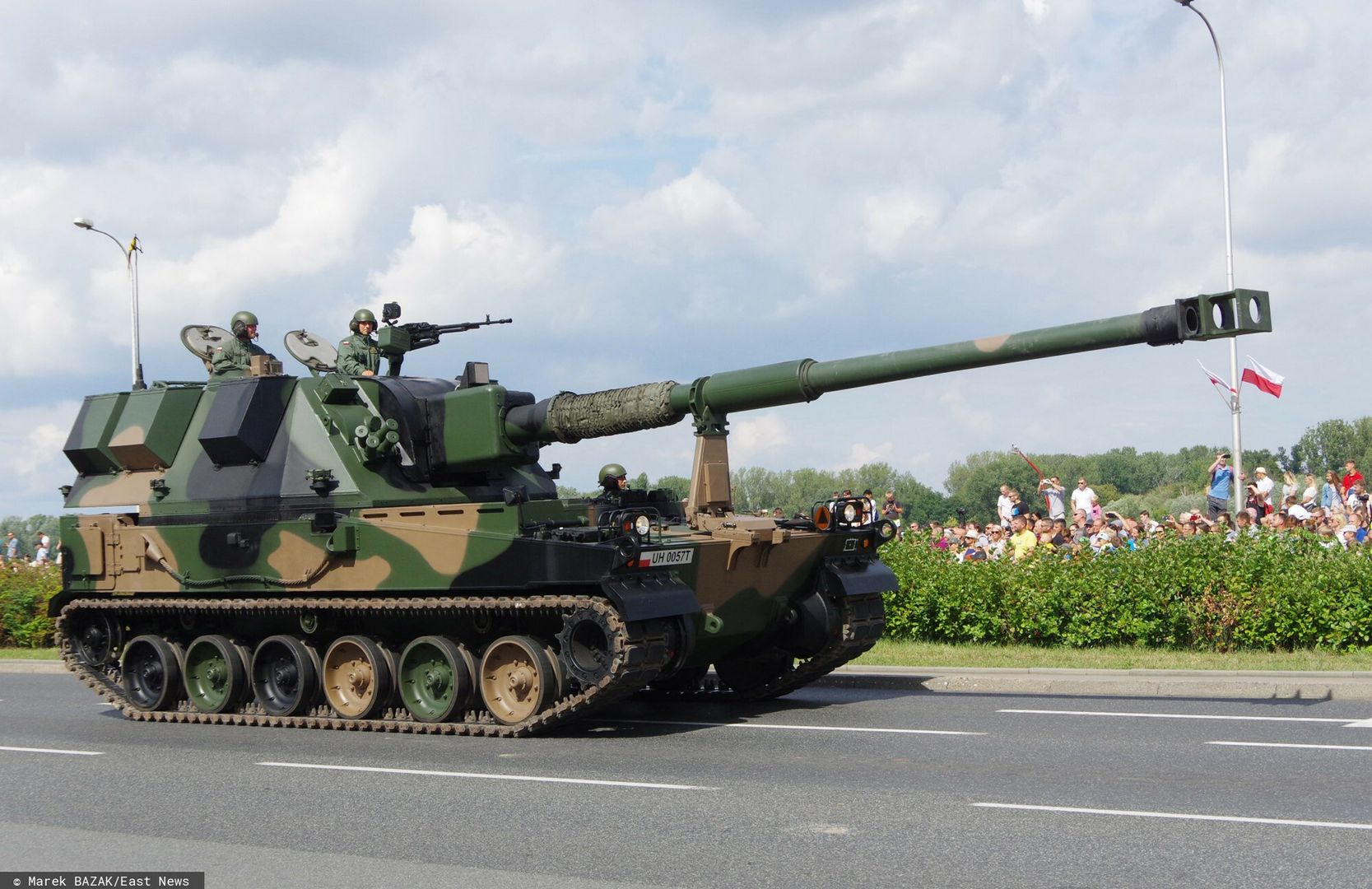 Są już gotowe do wysłania na front. Polskie AHS Krab w Ukrainie