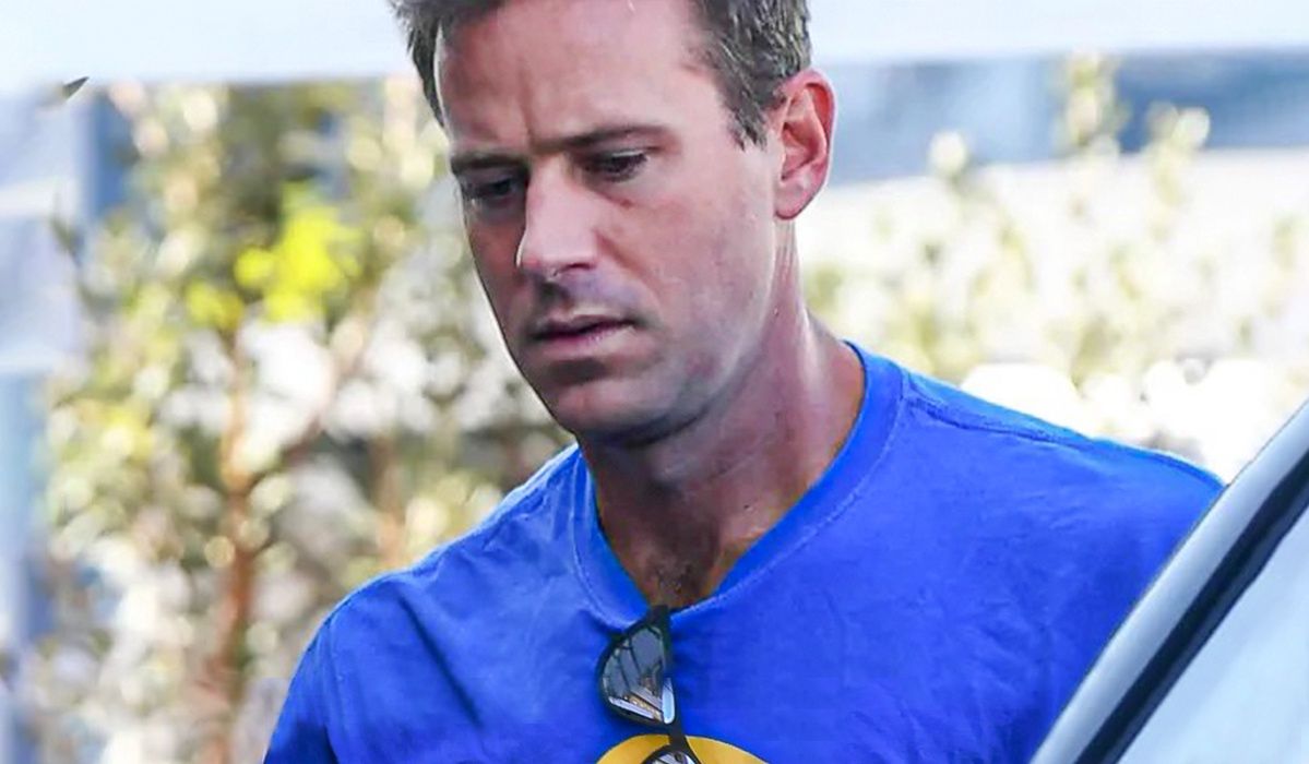 Upadły aktor powraca. Tak wygląda po latach