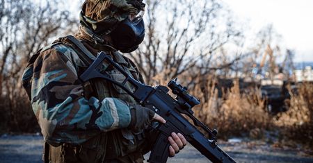 Nawet 100 tys. żołnierzy. Rosjanie przy granicy z Ukrainą