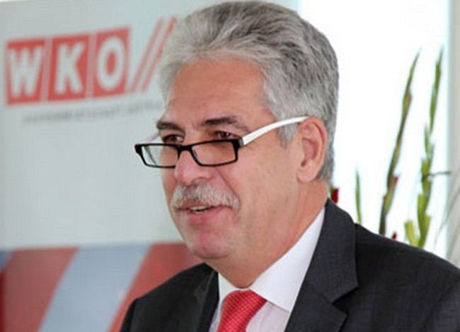 Minister finansów Joerg Schelling nie chce spłacać długu państwowego banku</br>