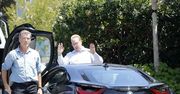 Pierce Brosnan i jego nowe auto