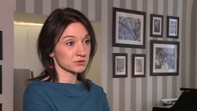 Wiele osób wstydzi się pokazać nago swojemu partnerowi w sypialni 