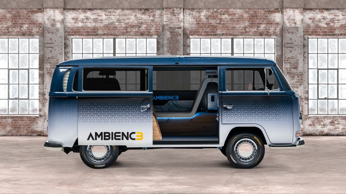 Leciwe nadwozie skrywa spektakularne wnętrze