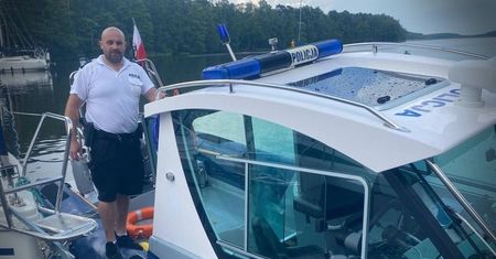 Dzieci pod pokładem żaglówki. Błyskawiczna akcja policji