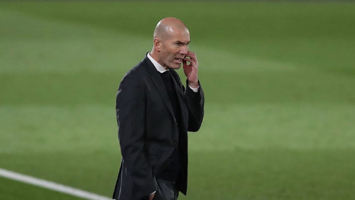 Zdjęcie okładkowe artykułu: Getty Images / Gonzalo Arroyo Moreno / Na zdjęciu: Zinedine Zidane