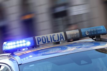 Strzały na posesji w Sieprawiu. 45-latek nie żyje, 47-latka trafiła do szpitala