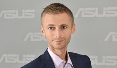 Marcin Piszczek awansuje w Asus Polska