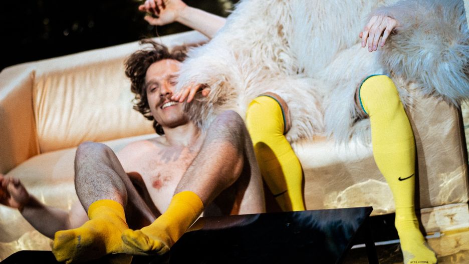 Materiały o spektaklu "Smoleńsk Late Night Show", fot. HAWA, Bartosz Cwaliński
