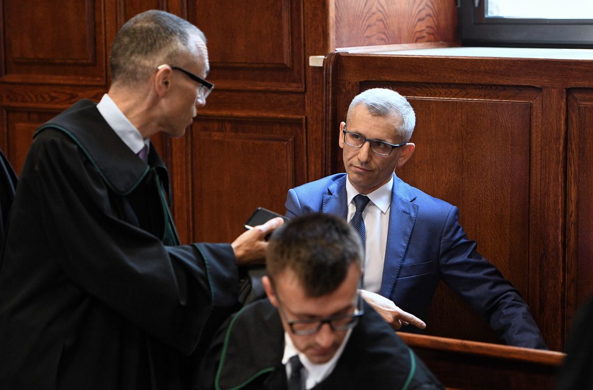 Ruszył proces prezesa NIK i byłego szefa PSL. Krzysztof Kwiatkowski i Jan Bury przed sądem