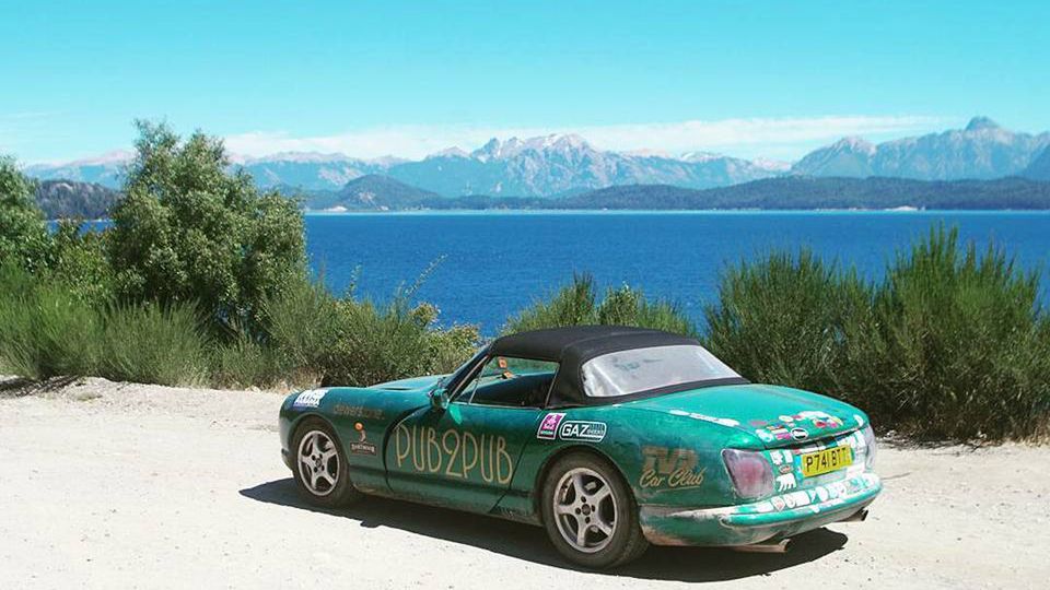 Zielony tvr na postoju w Argentynie.