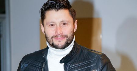 POBOŻNY aktor Piotr Mróz rozważał celibat i zostanie księdzem? Szczere wyznanie
