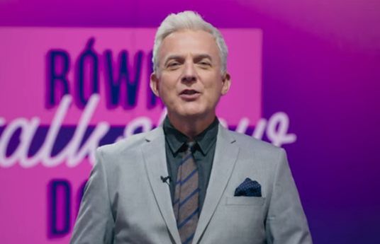 Centrum Praw Kobiet z kampanią społeczną o równości rodzicielskiej, w roli głównej Hubert Urbański