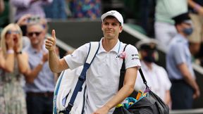 Piękny gest w kierunku Hurkacza. Tak publiczność na Wimbledonie pożegnała Polaka (wideo)