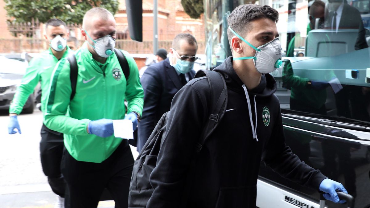 Zdjęcie okładkowe artykułu: PAP/EPA / MATTEO BAZZI / Na zdjęciu: piłkarze Ludogorca w Mediolanie