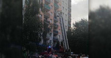 Lublin: Zamknęła się w mieszkaniu i groziła, że wyskoczy z okna. Nie można z nią było nawiązać logicznego kontaktu