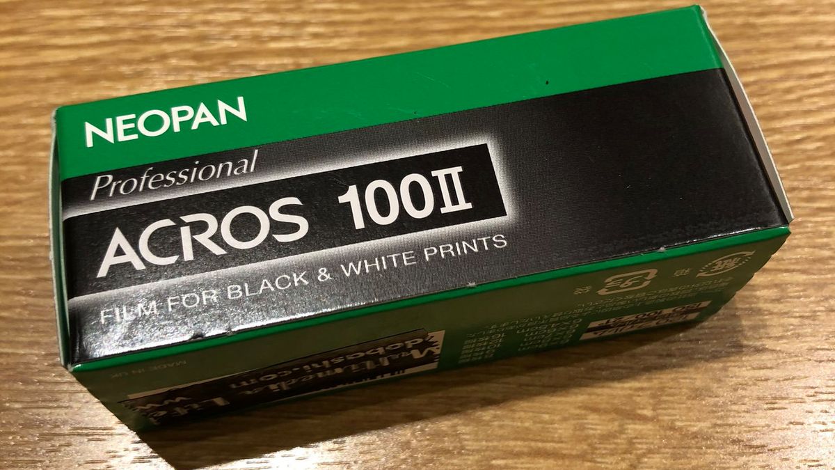 Czy Ilford produkuje negatyw Fujifilm Neopan Acros 100 II? 1