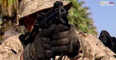 MP7A1 - niewielki pistolet, a zachowuje się jak szturmowy