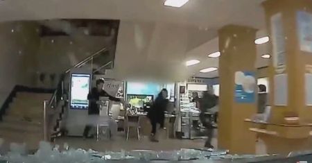 #dziejesiewmoto: wjechała autem do centrum handlowego