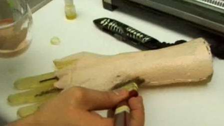 Ręka sztuczna, ale czuje 1