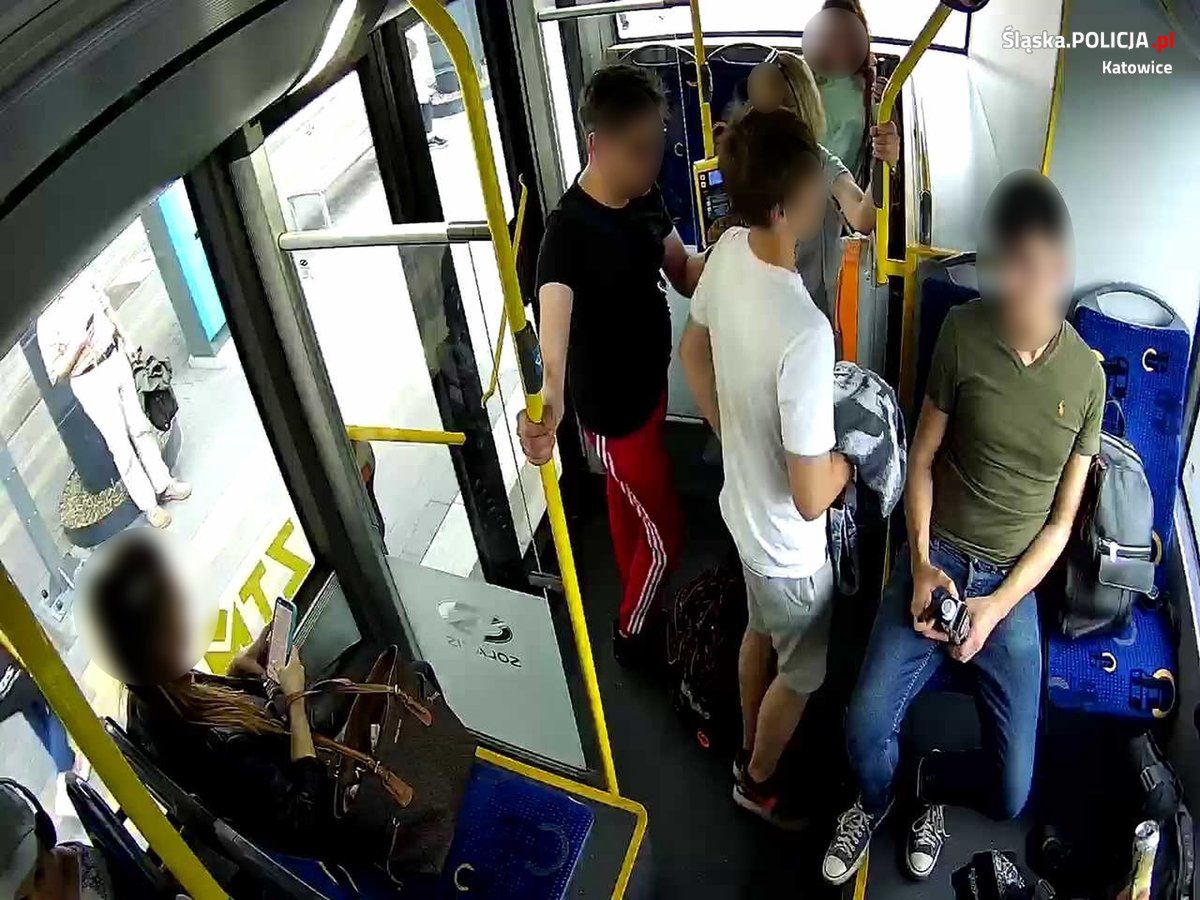 Grożono mu w autobusie. Policja szuka nastolatka z Ukriany 