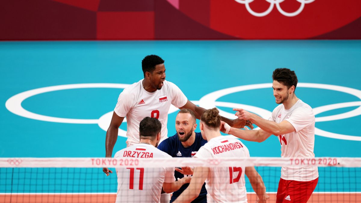 PAP / Leszek Szymański  / Na zdjęciu: radość polskich siatkarzy