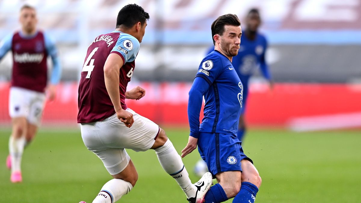 PAP/EPA / Justin Setterfield / POOL / Na zdjęciu: faul Fabiana Balbueny