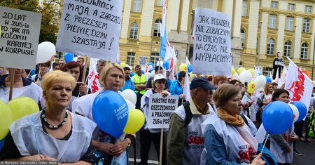 W ZUS-ie mają dość i grożą strajkiem. "Jesteśmy zastraszani, we wrześniu przyjedziemy do Warszawy"