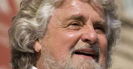 Referendum w Grecji. Ruch Pięciu Gwiazd popiera wyjście Grecji ze strefy euro