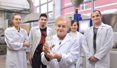 Gdańscy naukowcy opracowali w pełni biodegradowalny materiał do produkcji sztućców. Z kukurydzy i mąki ziemniaczanej