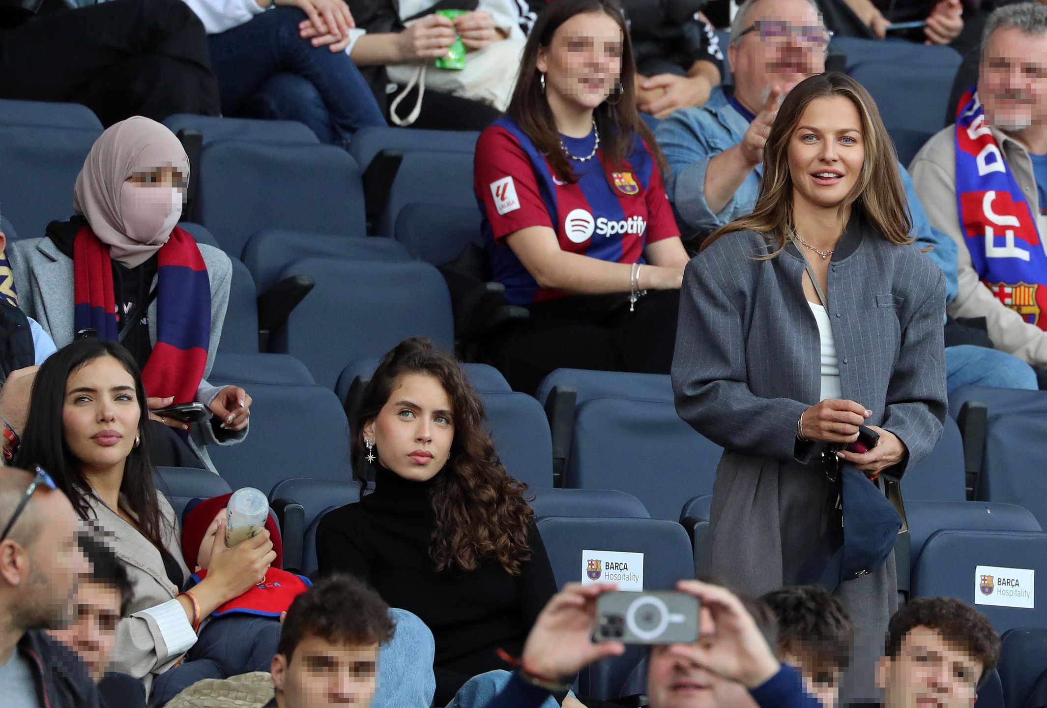 Anna Lewandowska dopinguje Roberta z Sarą Arfaoui