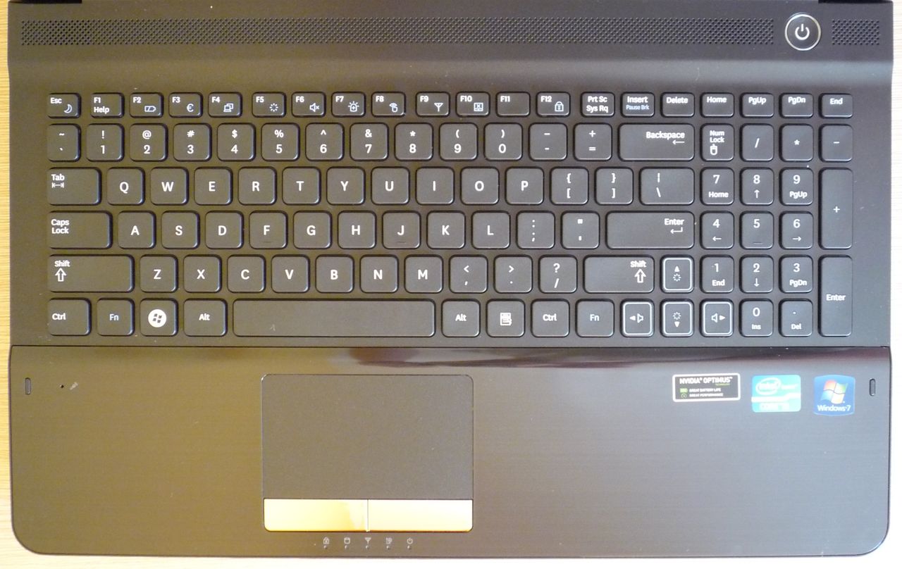 Samsung RC520 - klawiatura i touchpad