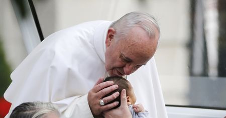 Papież Franciszek: "Kiedy nie ma kobiety, brakuje harmonii. Mężczyzna i kobieta nie są tacy sami"