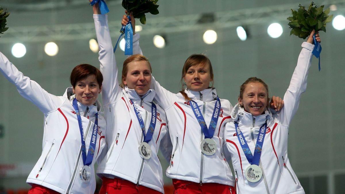 Na zdjęciu od lewej srebrne medalistki igrzysk olimpijskich 2014: Katarzyna Bachleda-Curuś, Natalia Czerwonka, Katarzyna Woźniak, Luiza Złotkowska