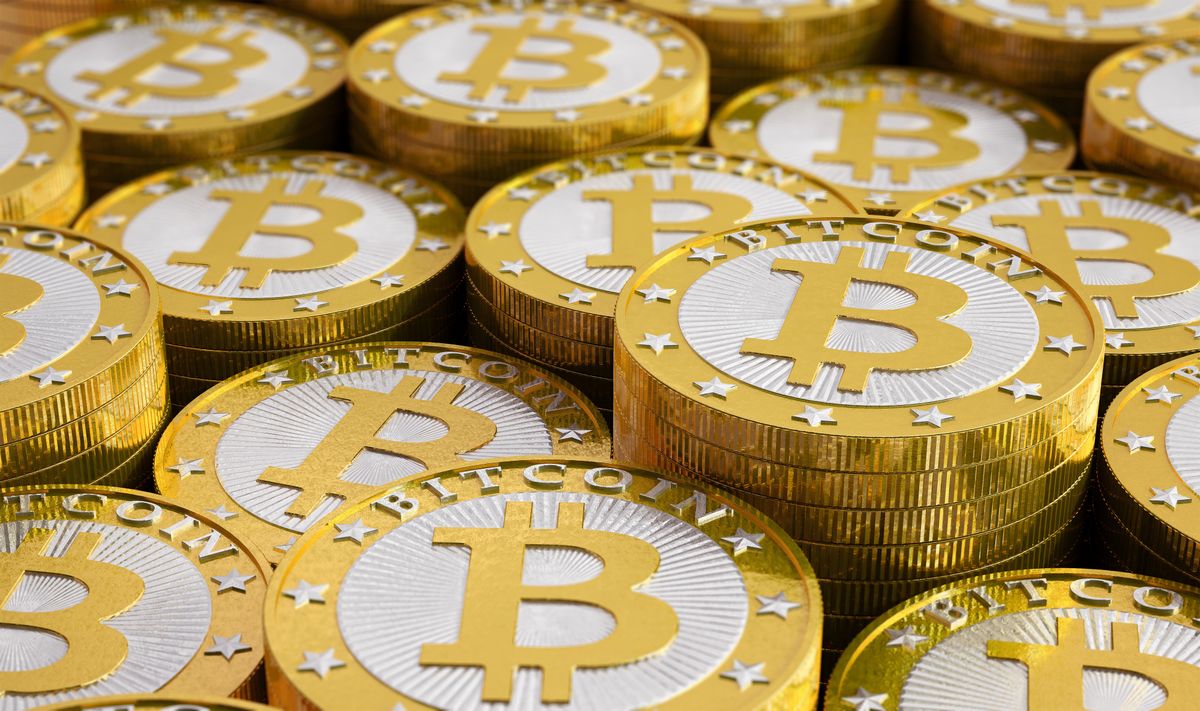 Bitcoin przebił rekordowe 3 tys. dol. i zawrócił ostro w dół. Roller-coaster na kryptowalucie