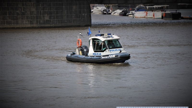 łódka wopr policja wodna odra woda tragedia nad wodą