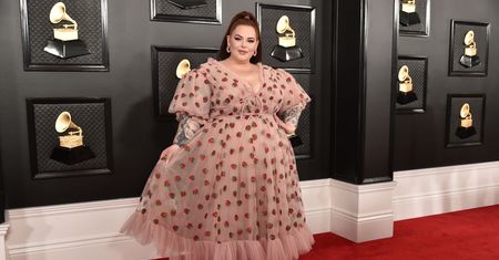 Tess Holliday o fenomenie sukienki w truskawki. "To podwójny standard"