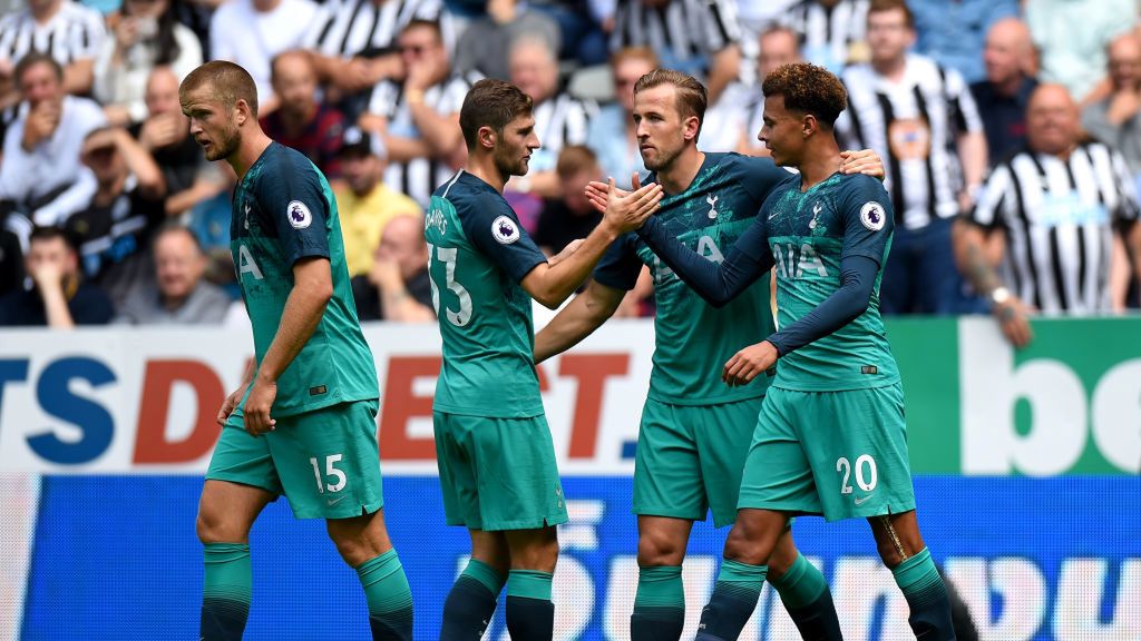 Getty Images / Tony Marshall / Na zdjęciu: piłkarze Tottenhamu Hotspur