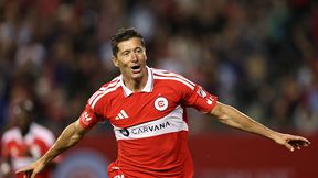 Za to płacą mu wielkie pieniądze. Robert Lewandowski bohaterem Chicago Fire