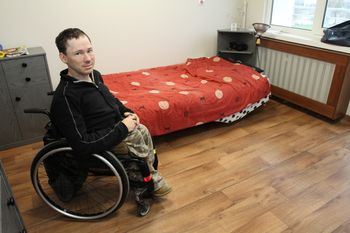 Łódź: Asystent wsparciem dla osób niepełnosprawnych. Projekt "Centrum Usług Środowiskowych" z funduszami europejskimi