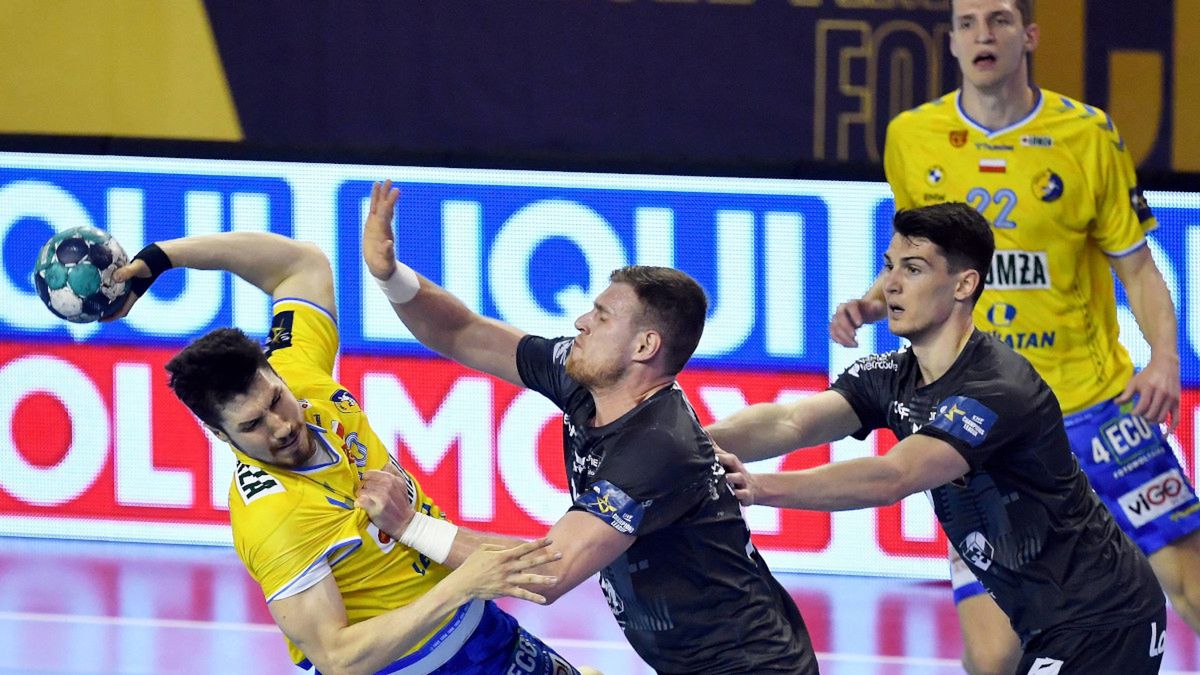 PAP / Piotr Polak / Na zdjęciu: Dragan Pechmalbec (drugi z lewej)