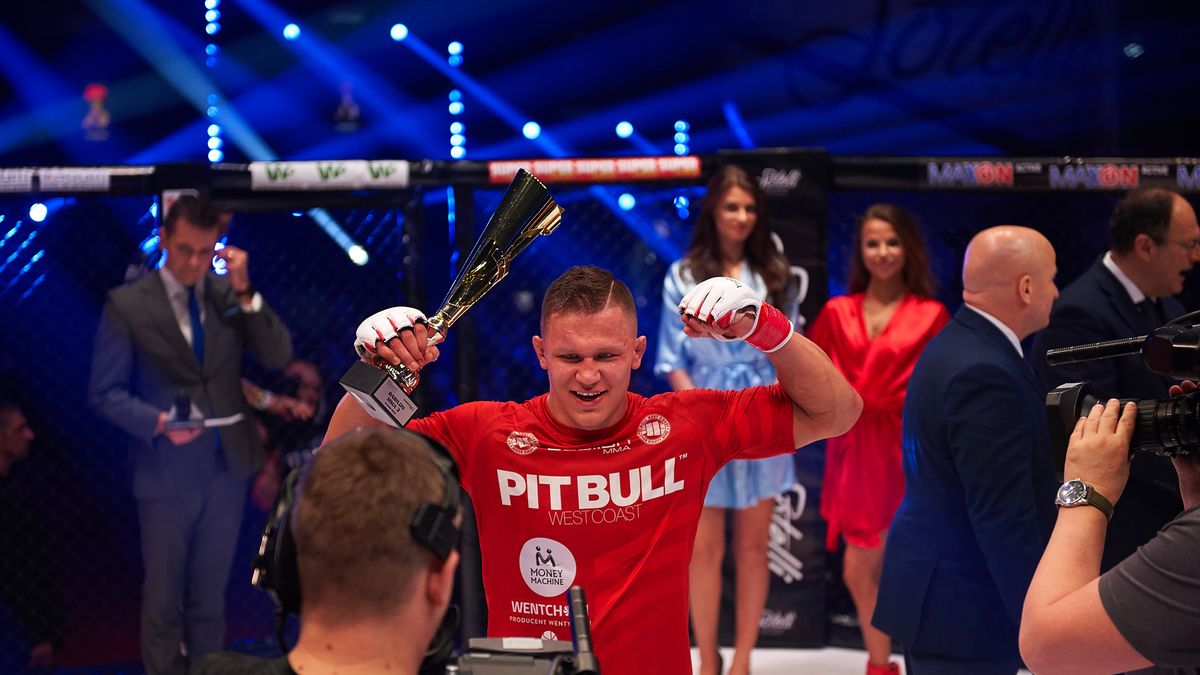 Materiały prasowe /  Piotr Duszczyk/boxingphotos.pl  / Na zdjęciu: Daniel Skibiński