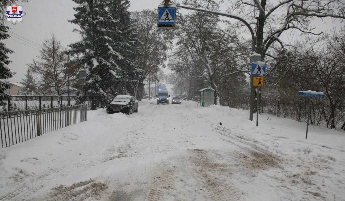 Potrącenie dziecka przy szkole w Żabiej Woli