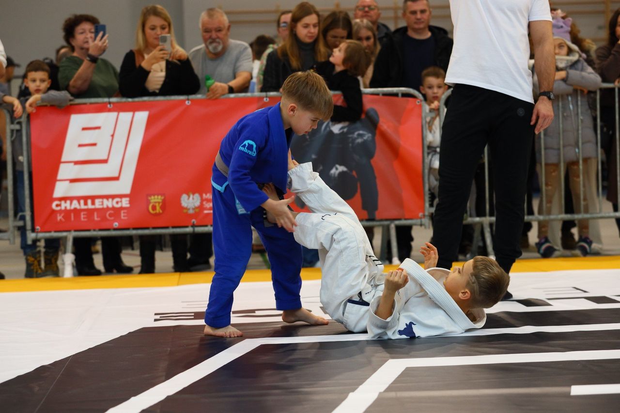 Kielce: Pierwsze BJJ Challenge 2025. Debiut imprezy z setkami uczestników w hali przy I Liceum imienia Żeromskiego