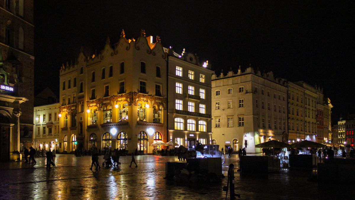 Nocne zwiedzanie muzeów to dla wielu ciekawa atrakcja 