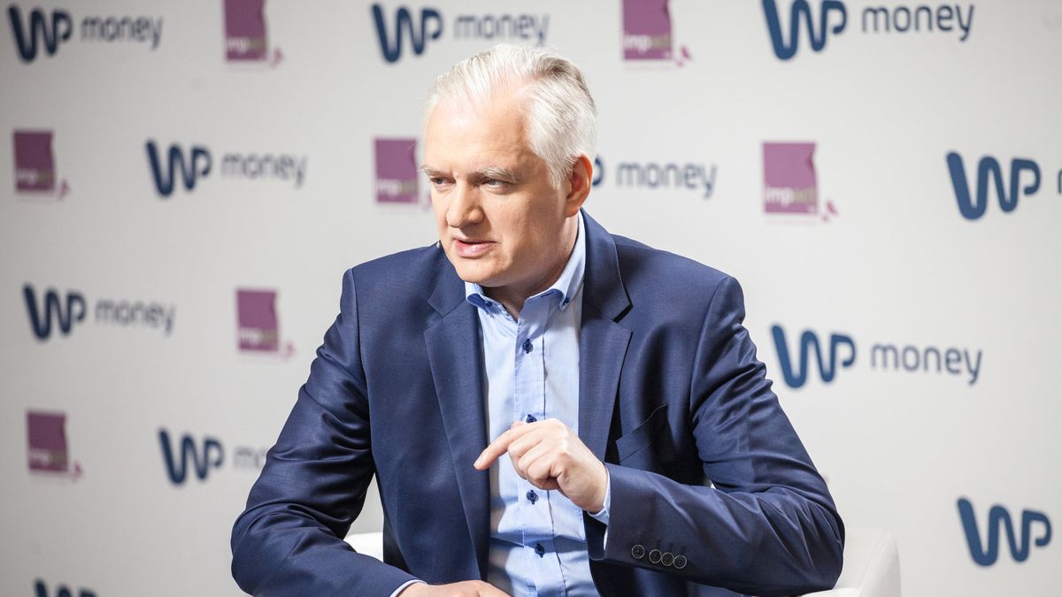 Resort Jarosława Gowina chce dawać każdemu doktorantowi 2 tysiące złotych.