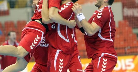 Piłka ręczna: Polska wygrała z Serbią 25:24