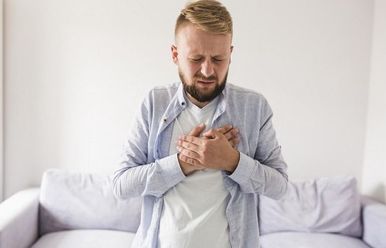 Jak skutecznie poradzić sobie ze zgagą?